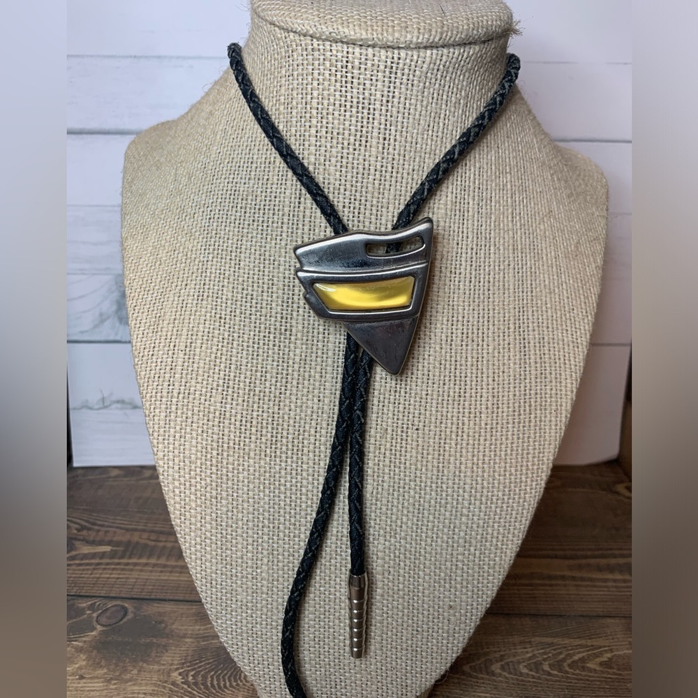 Vintage Silver Bolo Tie Yellow Stone